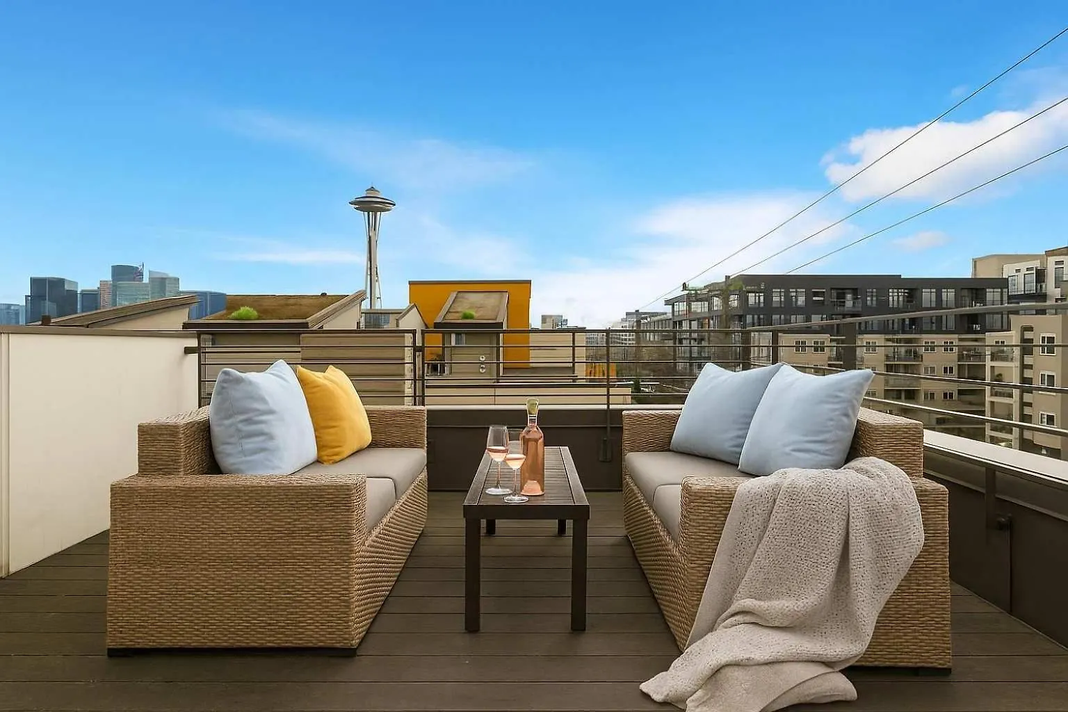 Near Space Needle Climate Pledge Roof Deck Seattle Holiday home